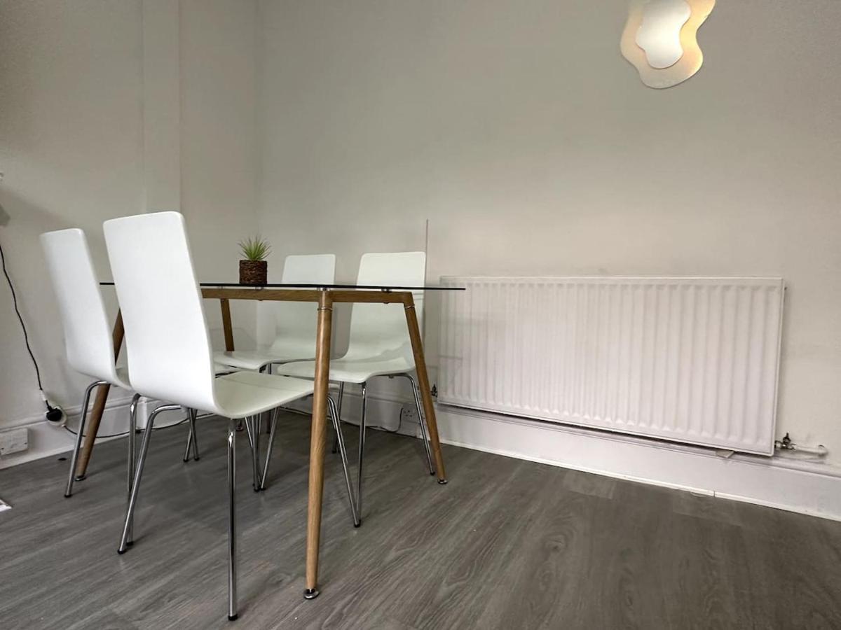 Wonderful 2 Bedroom On Tower Bridge London Ngoại thất bức ảnh