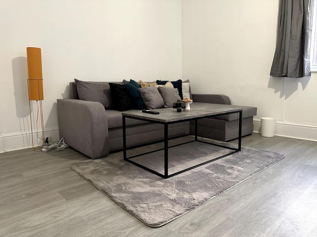 Wonderful 2 Bedroom On Tower Bridge London Ngoại thất bức ảnh